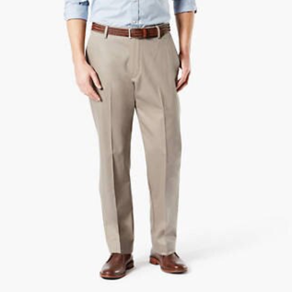 Dockers Khaki Classic Pants 42X30 (BRAND NEW)